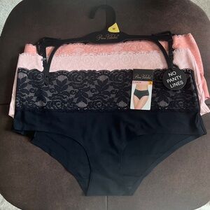 M, Prima Valentina, Lace Band Panty Set